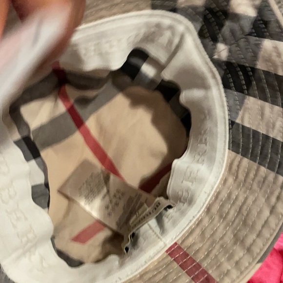 Baby Burberry bucket hat - Picture 2 of 4